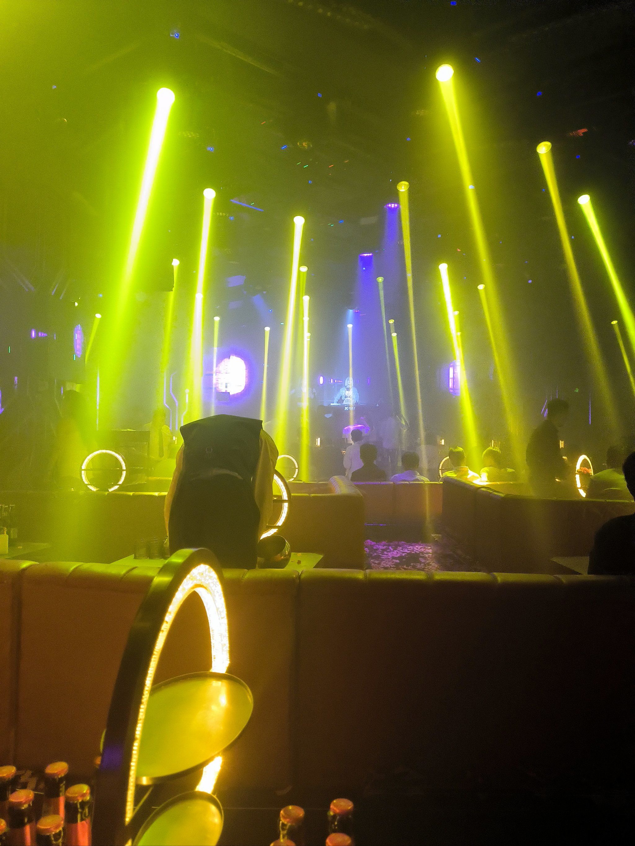 重庆商务ktv一小时多少钱-九龙坡区ktv预定